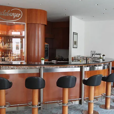 DORMERO Hotel Dresden Airport 