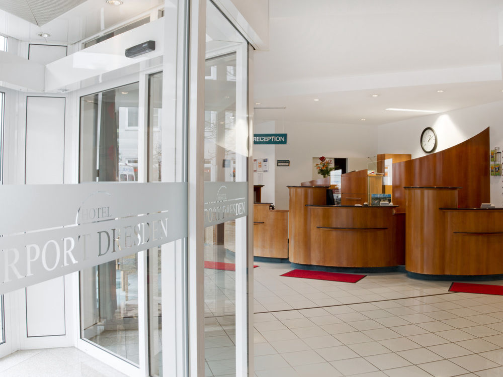 Dormero Airport Hotel 4*