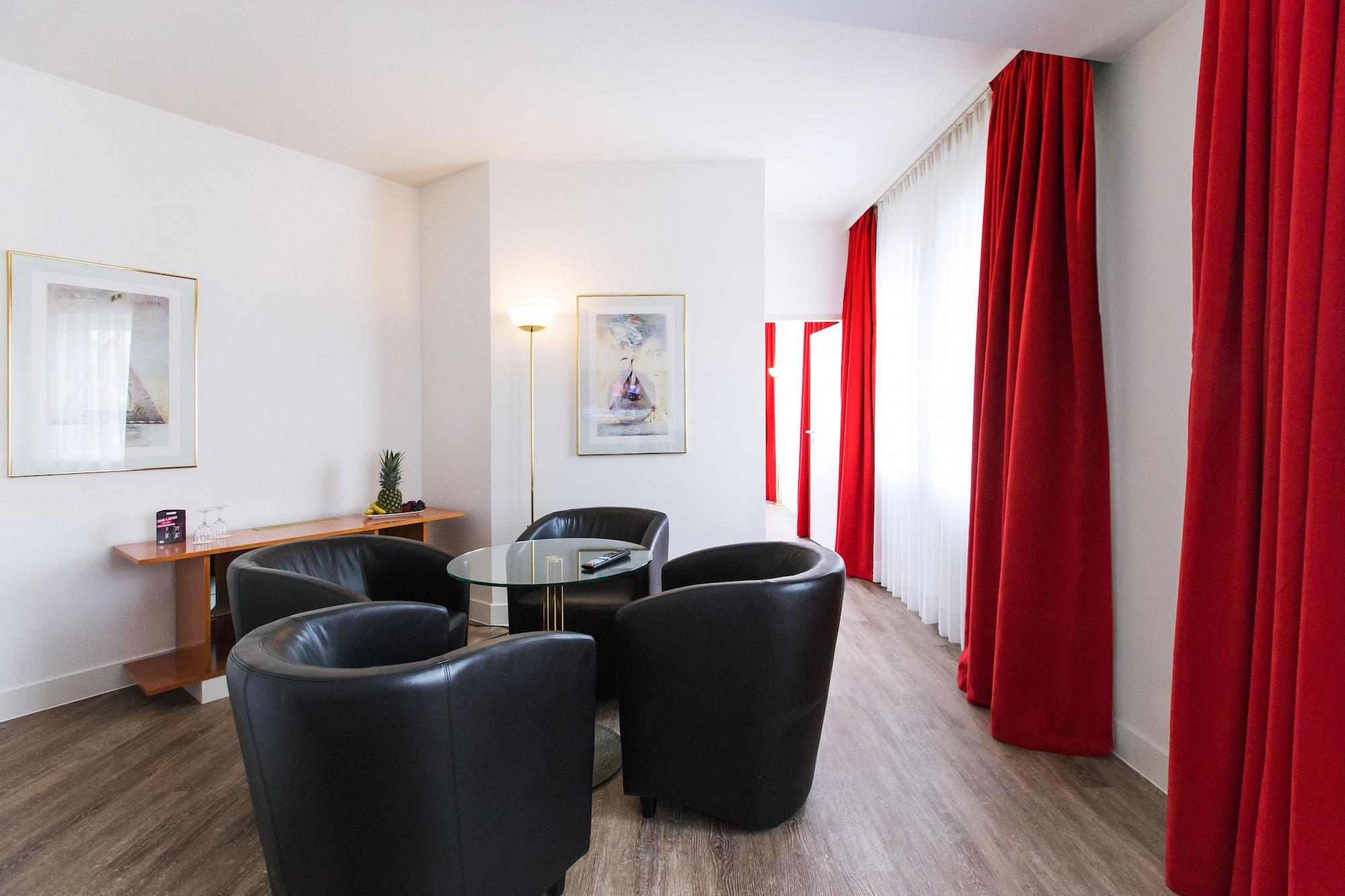 Hotel Dormero Airport 4*
