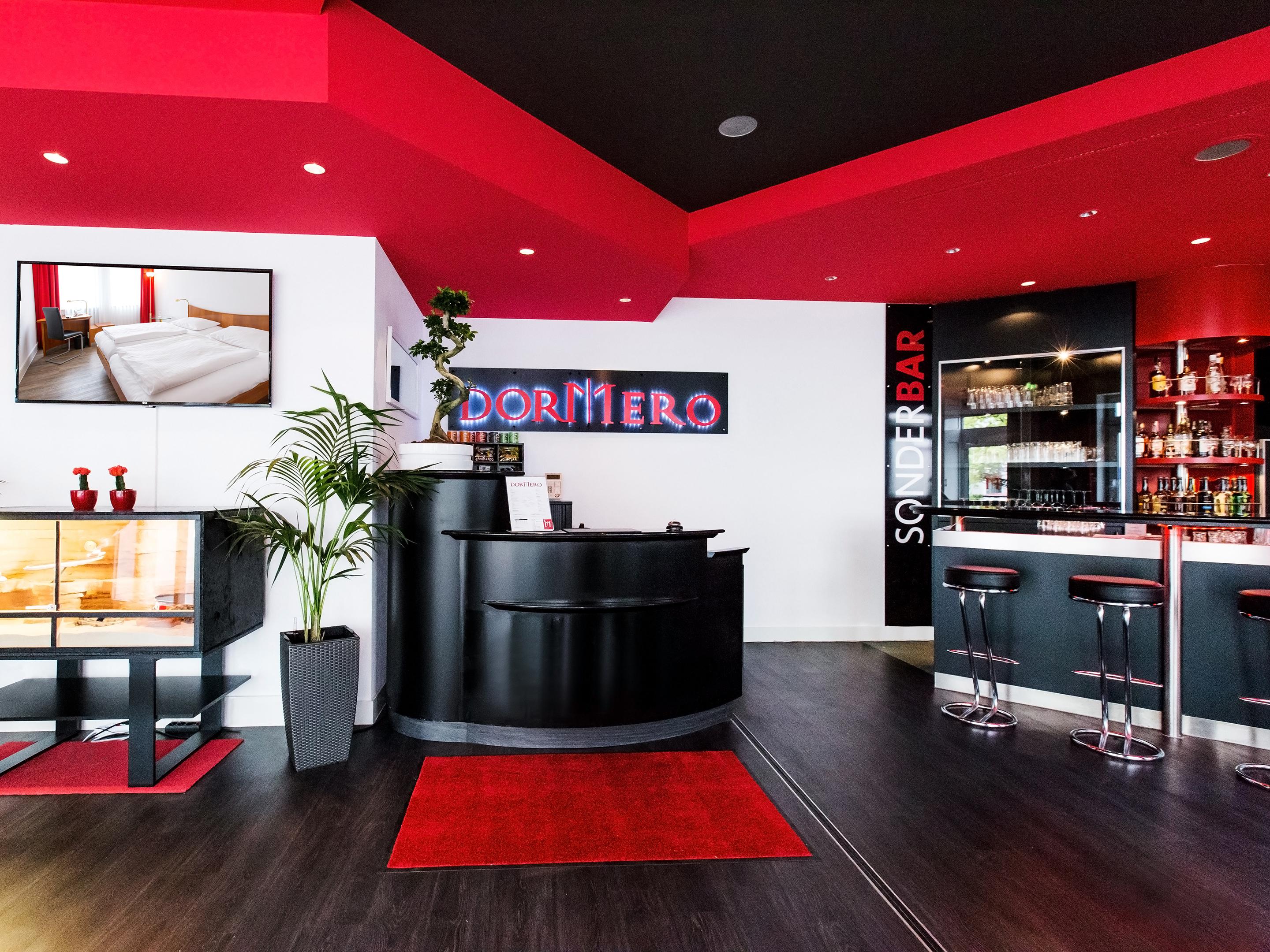 Hotel Dormero Airport 4*