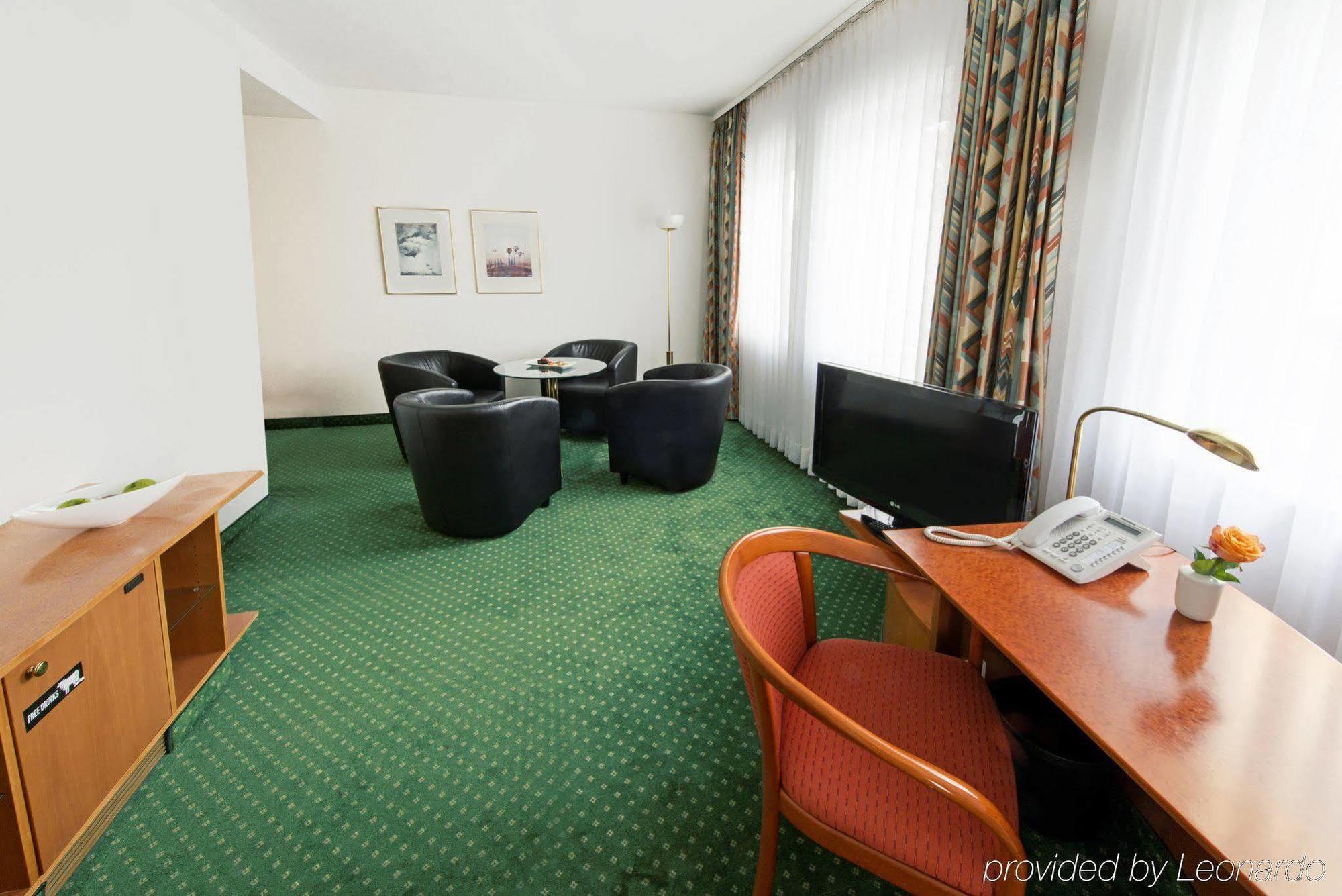Hotel Dormero Airport Dresden